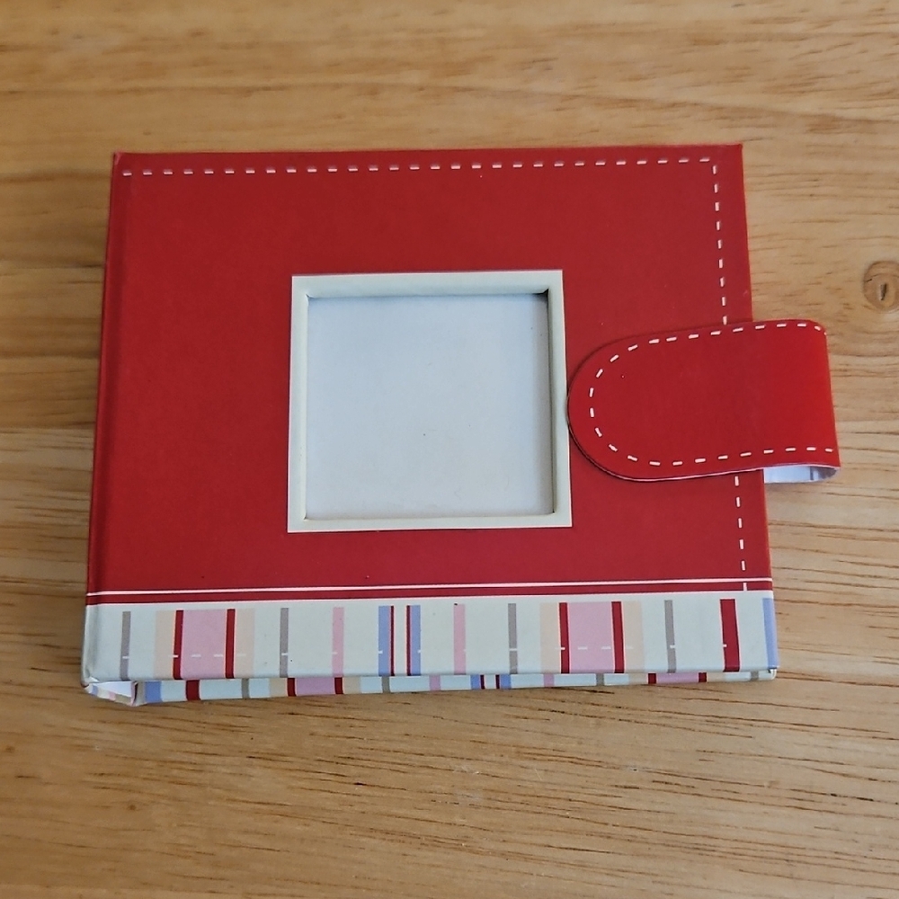 LAURA ASHLEY Mini Photo Album